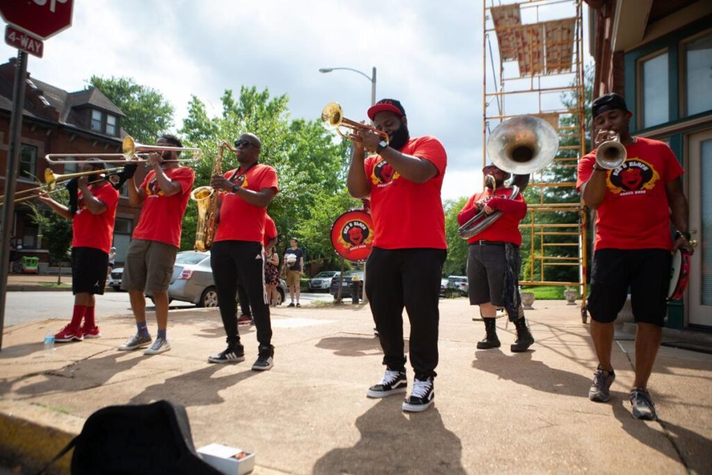 Red and Black Brass Band - Loop in Motion